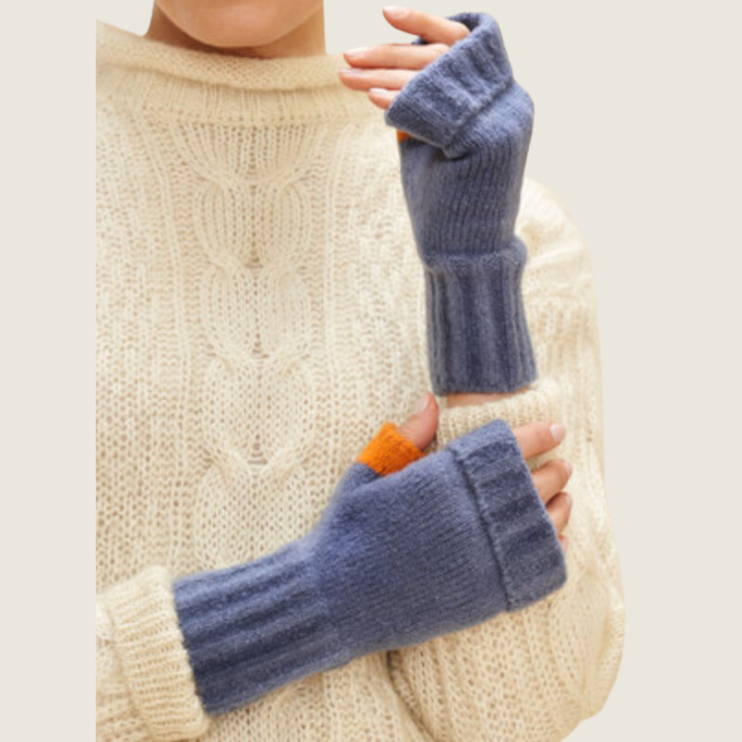 Cassia Wrist Warmers