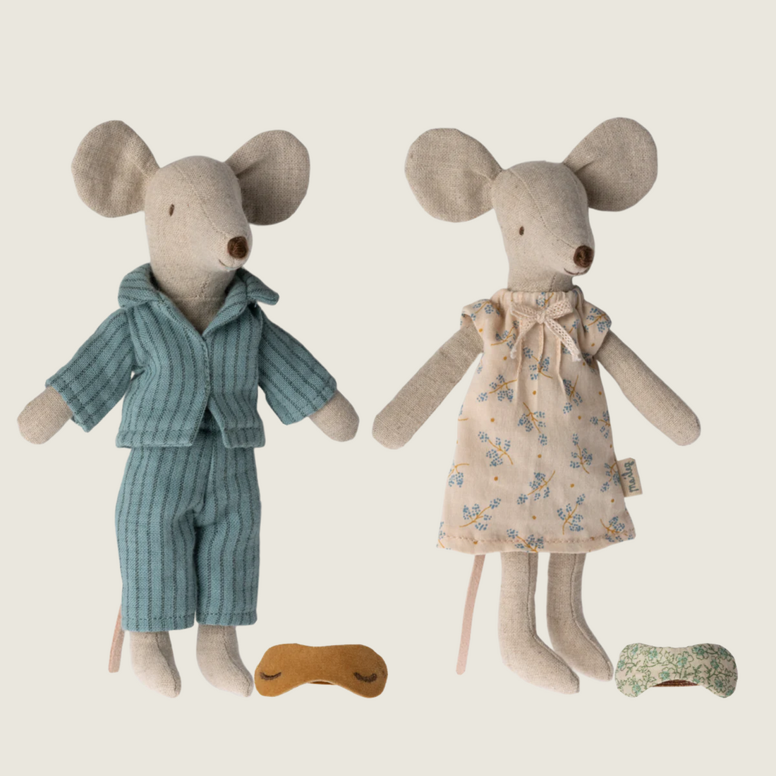 Mum &amp; Dad Mice in Cigar Box