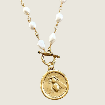 Queen Bee Pearl Necklace