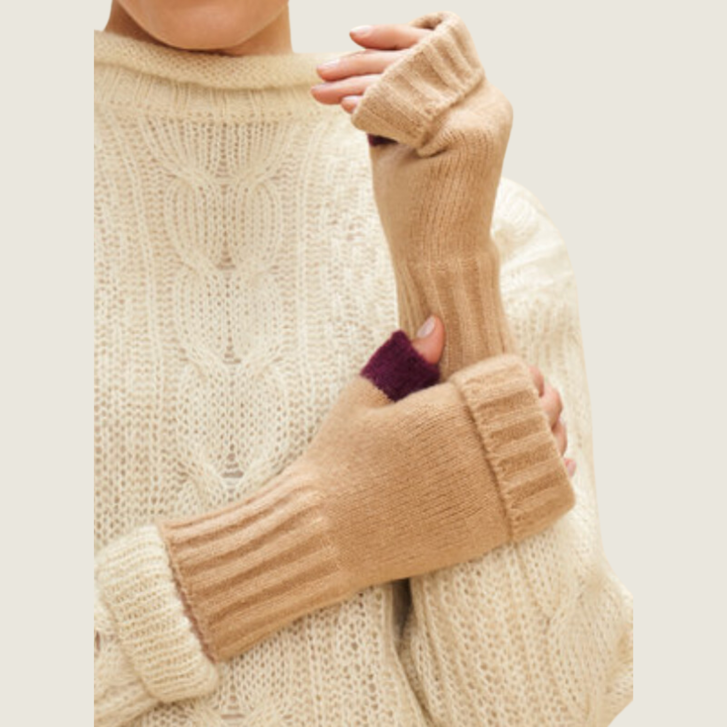 Cassia Wrist Warmers