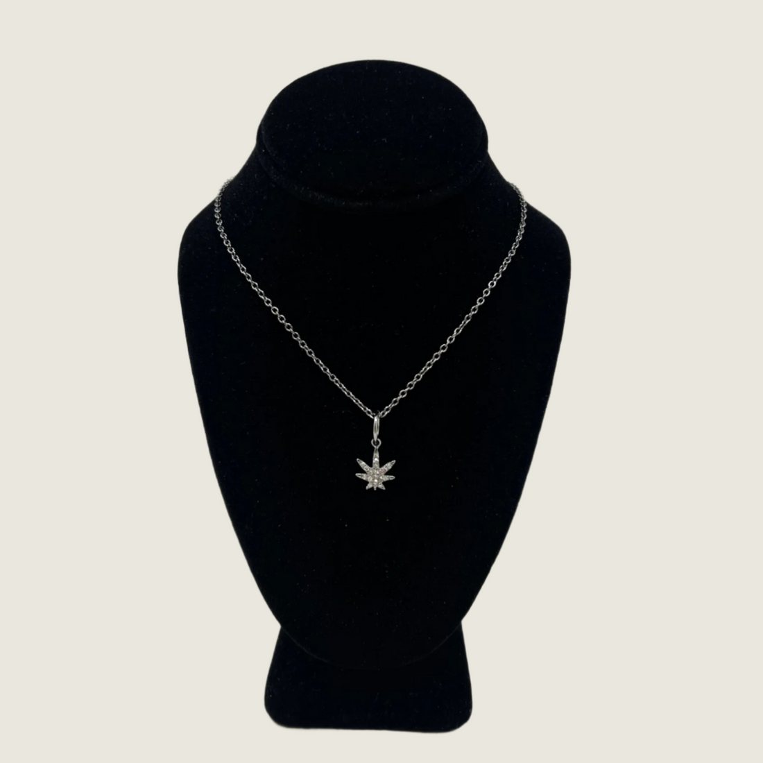 Diamond Pot Leaf Necklace