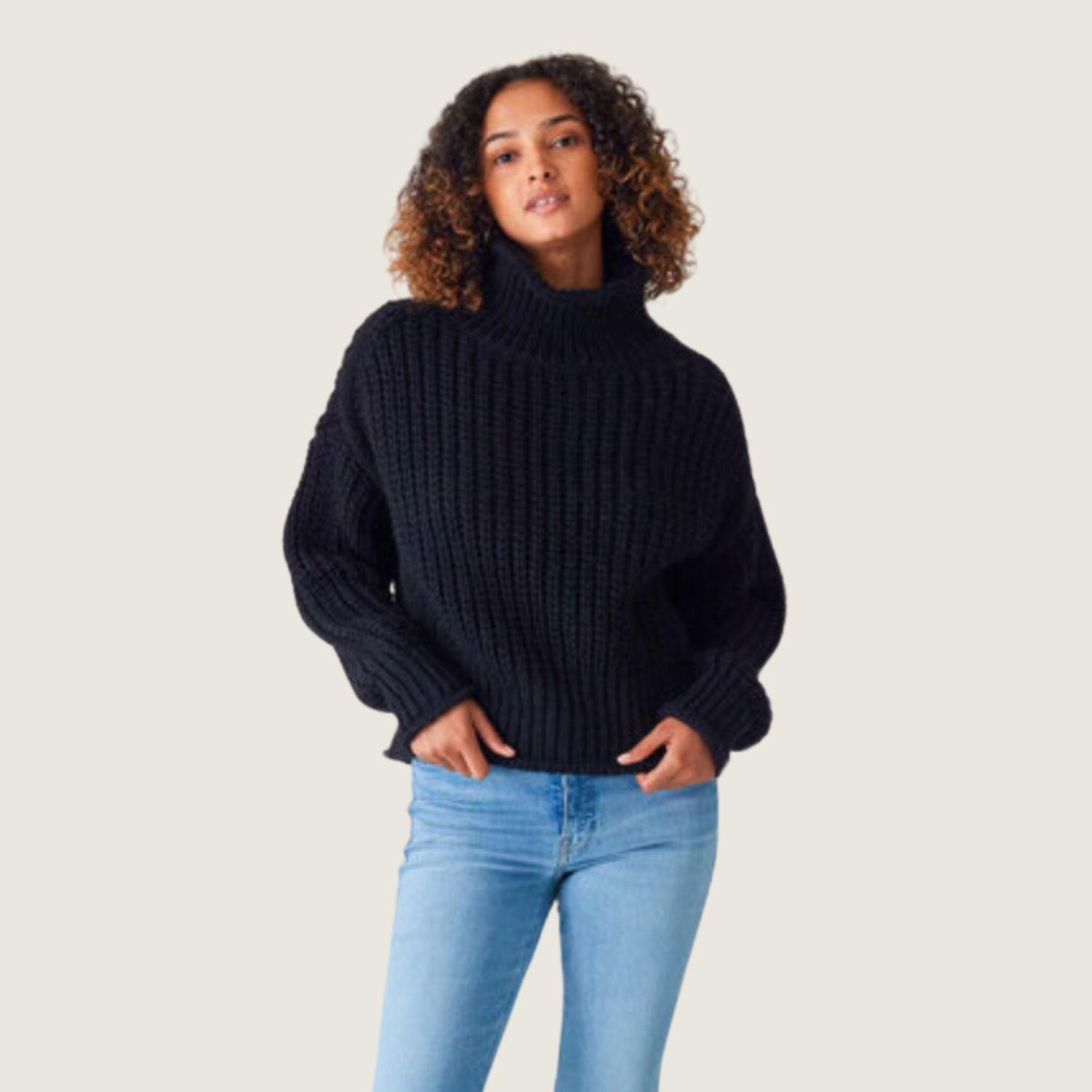 Beachside Turtleneck - Black