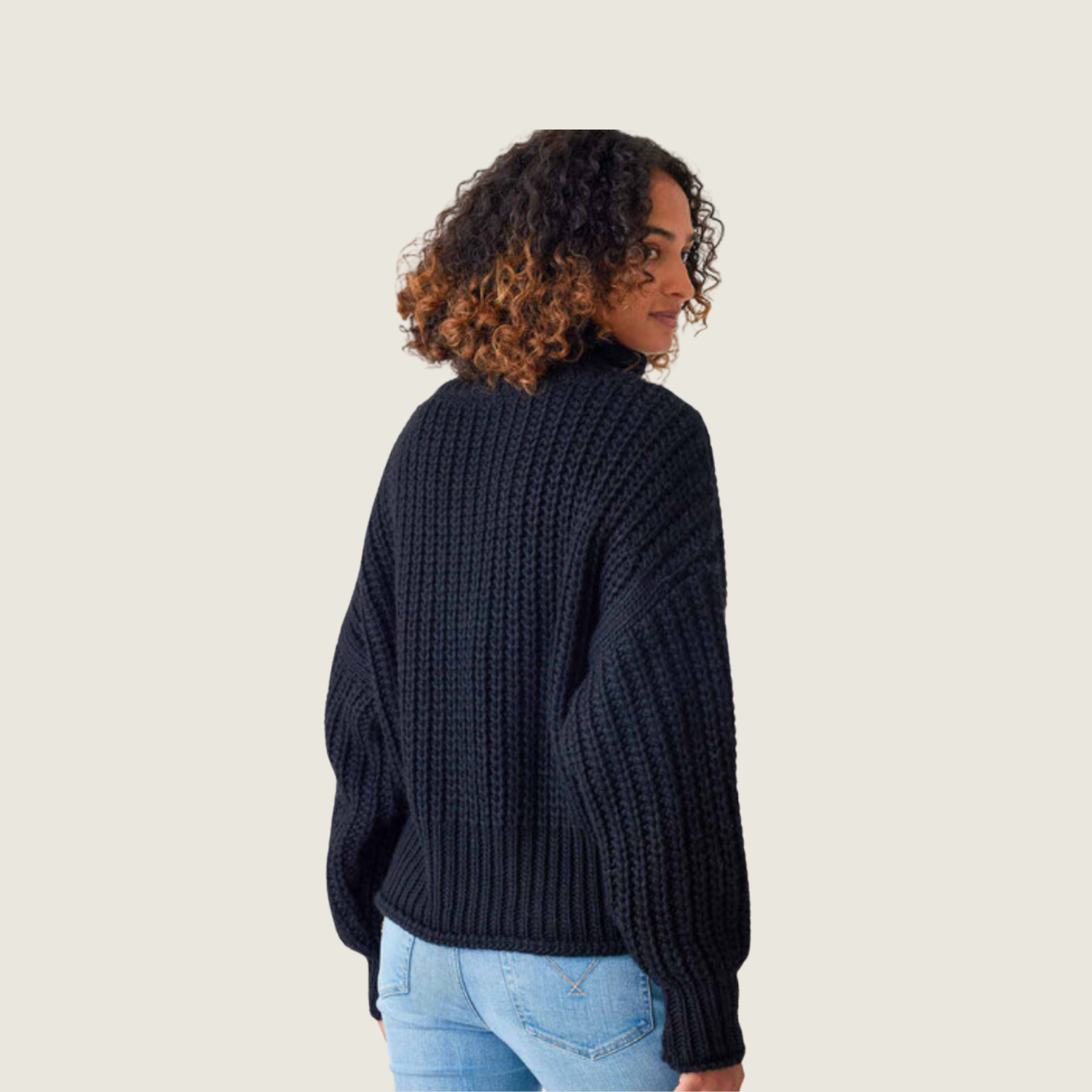 Beachside Turtleneck - Black