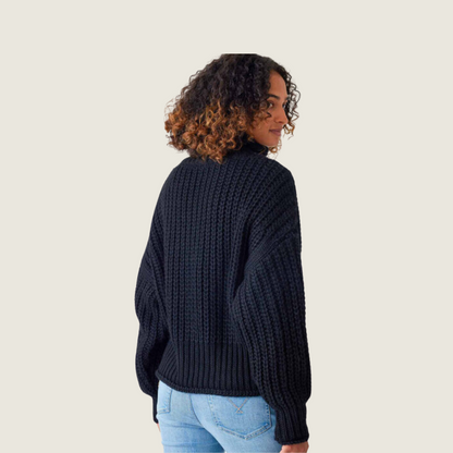 Beachside Turtleneck - Black