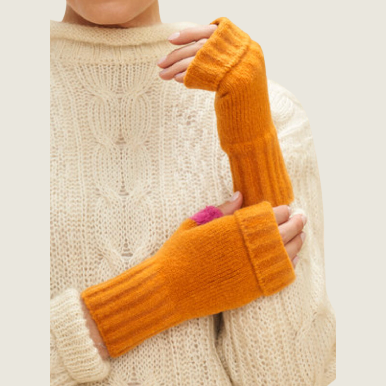 Cassia Wrist Warmers